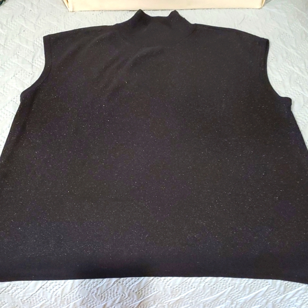 Mock turtle neck sleeveless top